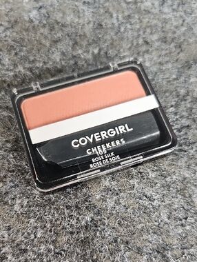 CoverGirl Cheekers Blendable Powder Blush, Rose Silk, NEW Sealed